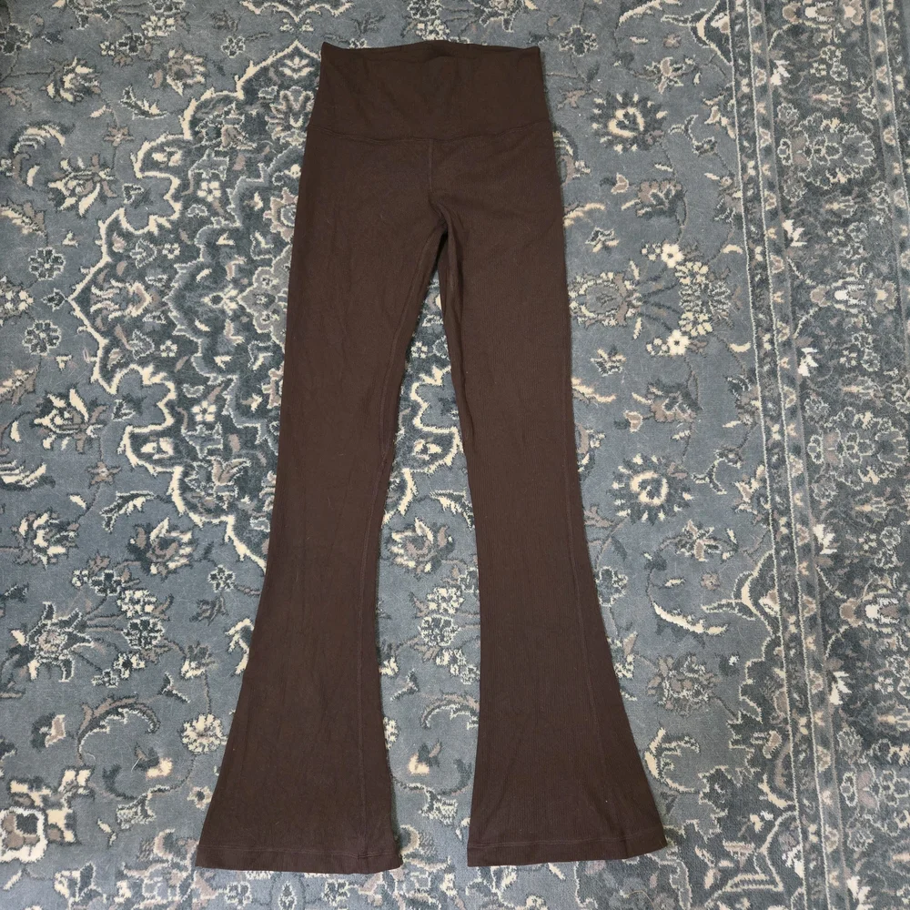 Lululemon Align High-Rise Ribbed Brown Mini-Flare Pant Regular - Picture 1 of 4